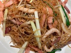 -香港新发烧腊茶餐厅(水围店)