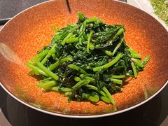 有机茼蒿炒南澳紫菜-海派悦庭·海胆烧麦·新融合菜(凯德广场店)