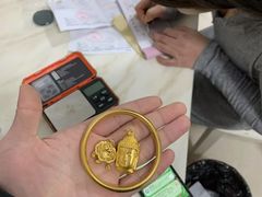 -江奢典汇·名包名表·黄金回收