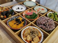 -轻蔬不用等·素食(江苏路店)