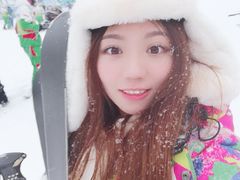 -亚布力新体委滑雪场