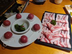 -洪氏嗨捞·广东猪肚鸡·椰子鸡火锅(西咸万象城店)