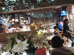 -领鲜活海鲜榴莲自助火锅(东门店)