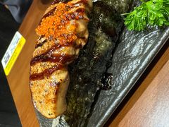 -8PINTS八品脱·日料·烧鸟·精酿小酒馆(莘庄店)