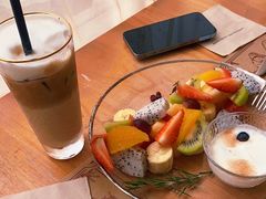 -Mark&Mars Restaurant