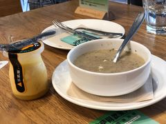 -乐凯撒披萨(东方新世界店)