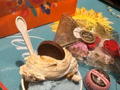 -VENCHI 闻绮(上海佛罗伦萨小镇店)