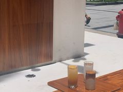 -Line 咖啡(石厦花园店)