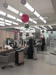 -Z.X HAIR SALON张新美业