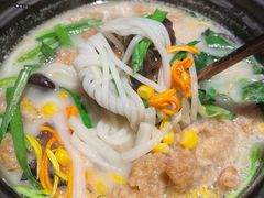 土鸡汤捞米线-云海肴·汽锅鸡·云南菜(领展购物广场·中关村店)