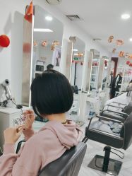 -米娜护肤造型