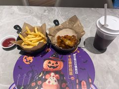 -必胜客(上海新南方商城PH店)