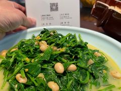 -川流不息·地道川菜·小龙虾(松东路店)