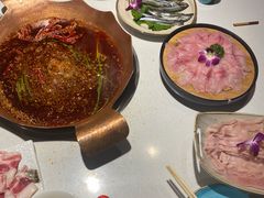 -墨居上隐·院子里火锅(峨眉店)