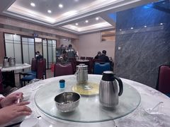 -红色湘菜馆(春风店)