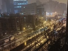 -德全酒店(北京朝阳公园金台路地铁站店)