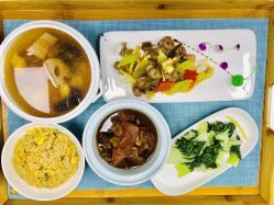 点击看大图 -和伊母婴护理中心·全套房(金山店)