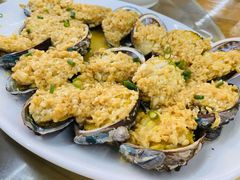 蒜蓉蒸鲍鱼-明记海鲜大排档(巽寮湾店)