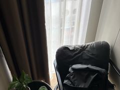 -卡罗酒店(东门晒布地铁站店)