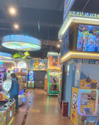 -卡通尼乐园(荟聚中心店)