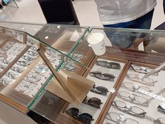 -博士眼镜(沙井京基百纳广场店)