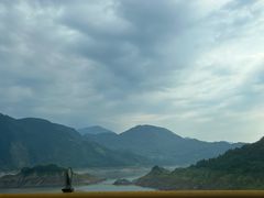 -石磨豆花家常菜·牦牛排土火锅