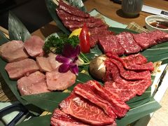 -炼火烤肉店