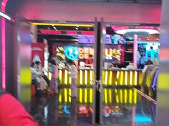 -DEDE APU潮玩运动聚乐部(观音桥店)