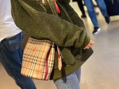 -BURBERRY(青岛海信广场店)