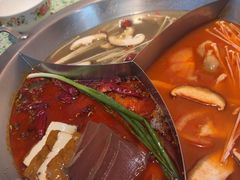 -肖婷姐大铁锅重庆火锅(南湖店)