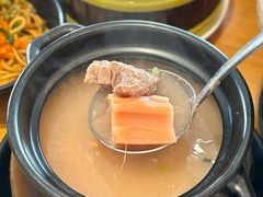 -莲餐厅·湖北菜·潜江小龙虾店(愚园路店)