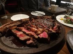 -恰餐厅及酒吧 CHAR Bar & Grill (北京丽都皇冠假日店)