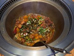 -山里屯铁锅炖·东北菜(康桥店)