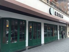 -星巴克(武康路店)
