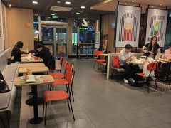 -麦当劳(轻轨曹杨路店)