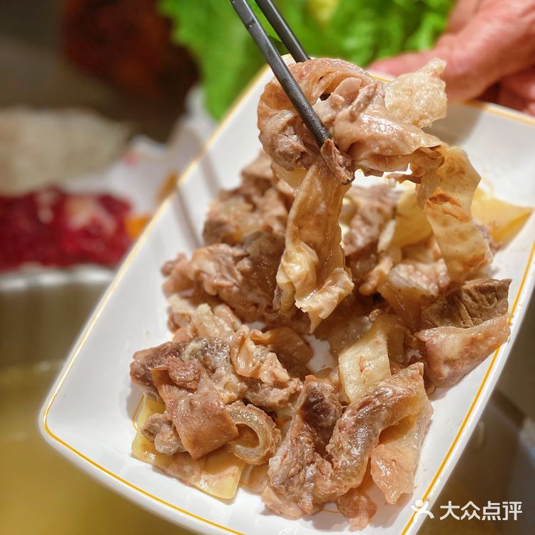 惊呆了！番禺巨大形潮汕牛肉火锅现场！