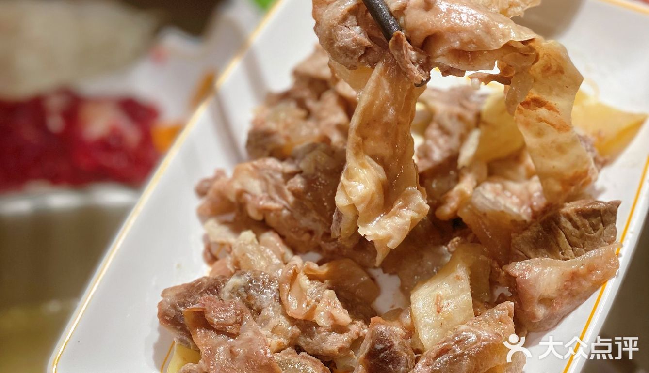 惊呆了！番禺巨大形潮汕牛肉火锅现场！