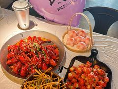-巴厘龙虾·榜首油焖大虾(音乐学院·沿江酒馆店)