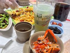-肥肥虾庄·金牌油焖大虾(首义路店)