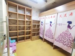 -艾美舞蹈(凤凰广场店)