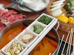 -樾餐厅泰式海鲜火锅(民歌湖店)