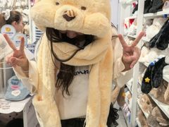 -名创优品(北京新中关购物中心地铁层店)