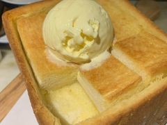 面包诱惑-绿茶餐厅(成都大悦城店)