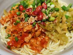 -呼啦面馆·头牌豌杂面(爱琴海店)