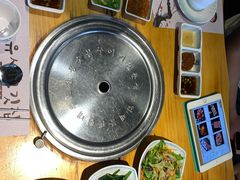 -唯成•韩国炭火烤肉 유성고기