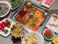 -海底捞火锅(旭辉MALL店)