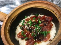 腊肠腊肉煲仔饭-红星光发煲仔饭(大石街店)