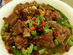 -鲁班小馆(政四街店)