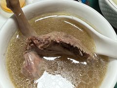 -郑猛记石岐鸽主题餐厅(长江店)