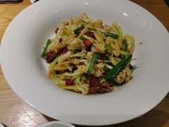大碗花菜-费大厨辣椒炒肉(万家丽一店)